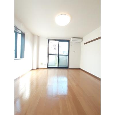 ディメイン小池 101【管理NO：1-010054901-01010】 ★家具家電は申し込み後に搬入しますの物件画像