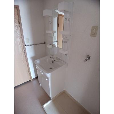 カリーノ・カーサＢ 201【管理NO：1-009565402-02010】 ★家具家電は申し込み後に搬入しますの物件画像