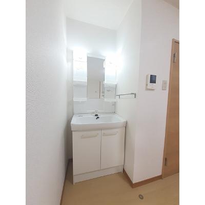 フォレストヒルズ 201【管理NO：1-005317101-02010】 ★家具家電は申し込み後に搬入しますの物件画像