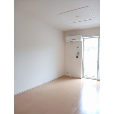 ラヴィータ　Ⅱ 202【管理NO：1-018647302-02020】 ★家具家電は申し込み後に搬入します★の物件画像