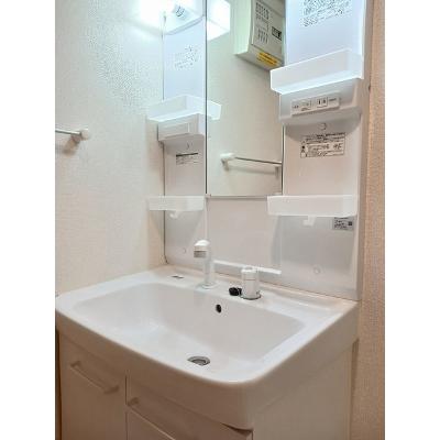 ラヴィータ　Ⅱ 202【管理NO：1-018647302-02020】 ★家具家電は申し込み後に搬入します★の物件画像