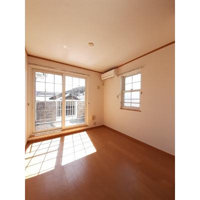 カーサ・ラグーナ 201【管理NO：1-012685501-02010】 ★家具家電は申し込み後に搬入します★の物件画像