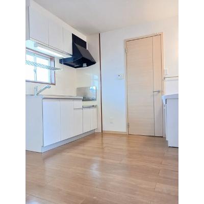 スペースプラザ未来 202【管理NO：1-004836601-02020】 ★家具家電は申し込み後に搬入します★の物件画像