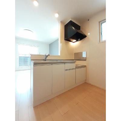 カーサ　ヴィオラ　２ 206【管理NO：1-023034502-02050】 ★家具家電は申し込み後に搬入します★の物件画像
