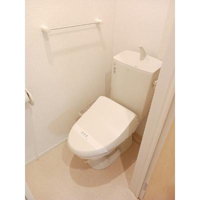 エルヴィータ・ウーノ 102【管理NO：1-022878401-01020】 ★家具家電は申し込み後に搬入しますの物件画像