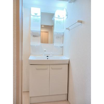 サンジャルダン 203【管理NO：1-020467001-02030】 ★家具家電は申し込み後に搬入します★の物件画像