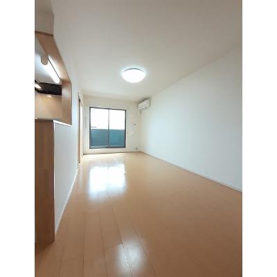 リバーサイド２ 305【管理NO：1-019441701-03040】 ★家具家電は申し込み後に搬入します★の物件画像
