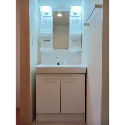 グランツ　Ｂ 103【管理NO：1-018416401-01030】 ★家具家電は申し込み後に搬入しますの物件画像