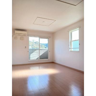 アルモニー和気 201【管理NO：1-016061601-02010】 ★家具家電は申し込み後に搬入します★の物件画像