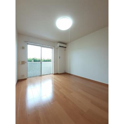グリーンスプリングス　Ｂ 102【管理NO：1-014707401-01020】 ★家具家電は申し込み後に搬入しますの物件画像