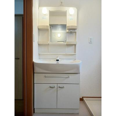 プラム 205【管理NO：1-013191101-02040】 ★家具家電は申し込み後に搬入しますの物件画像