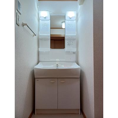 ヴィラ・バンリューＡ棟 201【管理NO：1-012148201-02010】の物件画像