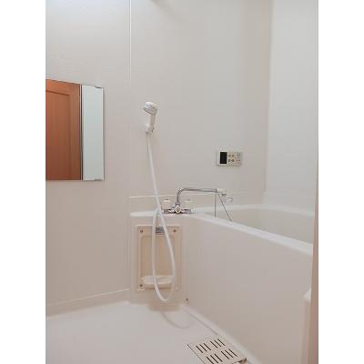 エヴァーグリーンＡ棟 101【管理NO：1-011834901-01010】 ★家具家電は申し込み後に搬入します★の物件画像
