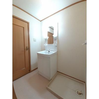 ラフィーネＡＹＡ　Ⅱ 203【管理NO：1-011384801-02030】 ★家具家電は申し込み後に搬入しますの物件画像