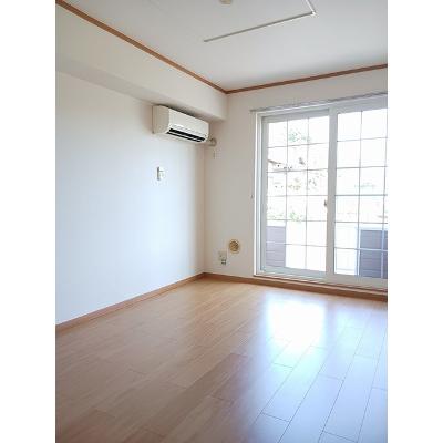 ラフィーネＡＹＡ　Ⅱ 102【管理NO：1-011384801-01020】 ★家具家電は申し込み後に搬入しますの物件画像