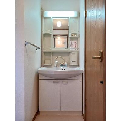ケレス 101【管理NO：1-009386701-01010】 ★家具家電は申し込み後に搬入します 2026年07月中旬入居可能の物件画像