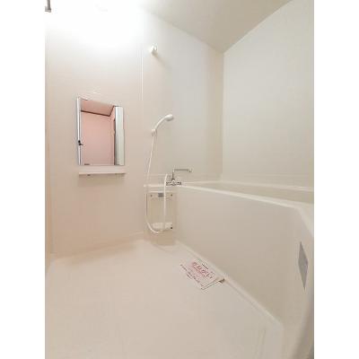 リンデンバウム・ナンバ 102【管理NO：1-007847201-01020】 ★家具家電は申し込み後に搬入しますの物件画像