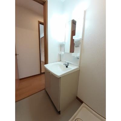 メゾン・ドゥ・コリーヌＡ 101【管理NO：1-005843901-01010】 ★家具家電は申し込み後に搬入します★の物件画像