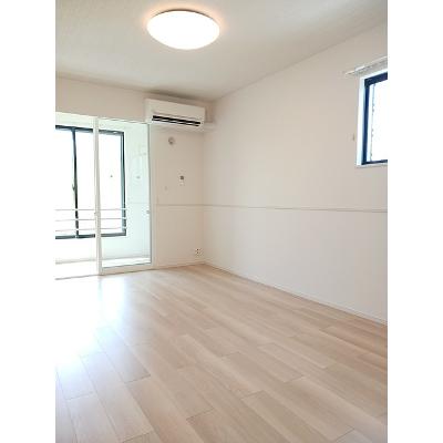 アルバータ　セレーノ 106【管理NO：1-028408201-01050】 ★家具家電は申し込み後に搬入します★の物件画像