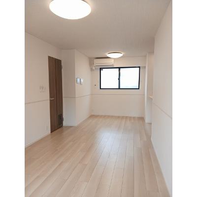 光テラス　Ⅰ 102【管理NO：1-028259101-01020】 ★家具家電は申し込み後に搬入しますの物件画像