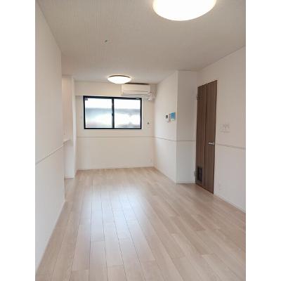 光テラス　Ⅰ 101【管理NO：1-028259101-01010】 ★家具家電は申し込み後に搬入しますの物件画像