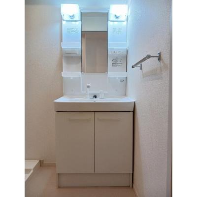 グランド・ルミエール湊 105【管理NO：1-022089001-01040】 ★家具家電は申し込み後に搬入しますの物件画像