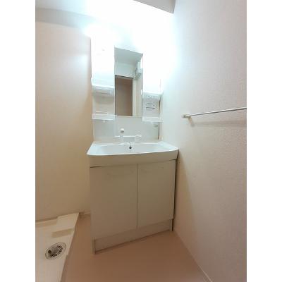 アラマート 102【管理NO：1-021727001-01020】 ★家具家電は申し込み後に搬入しますの物件画像