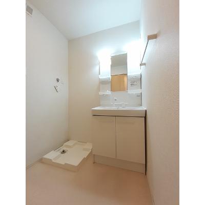プレステージ花ずいＥ 201【管理NO：1-021298501-02010】 ★家具家電は申し込み後に搬入します★の物件画像