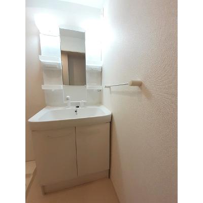 レ・クローチェ 103【管理NO：1-020527201-01030】 ★家具家電は申し込み後に搬入します★の物件画像
