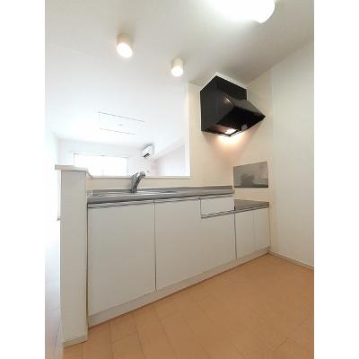 サンフォレスト 202【管理NO：1-018523901-02020】 ★家具家電は申し込み後に搬入しますの物件画像