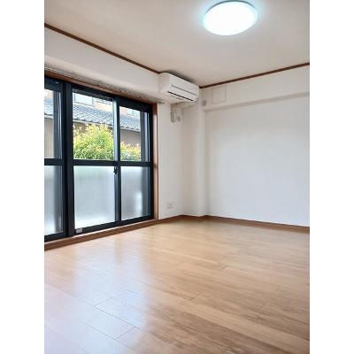 スカイマンション 102【管理NO：1-013127801-01020】 ★家具家電は申し込み後に搬入しますの物件画像