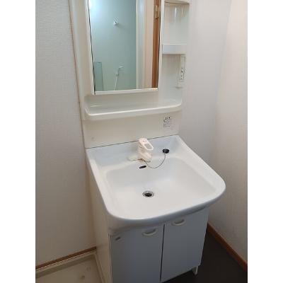 エトワール　Ａ 202【管理NO：1-012236601-02020】 ★家具家電は申し込み後に搬入します★の物件画像