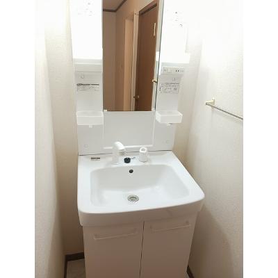 リーブラＢ 201【管理NO：1-010947402-02010】 ★家具家電は申し込み後に搬入します★の物件画像
