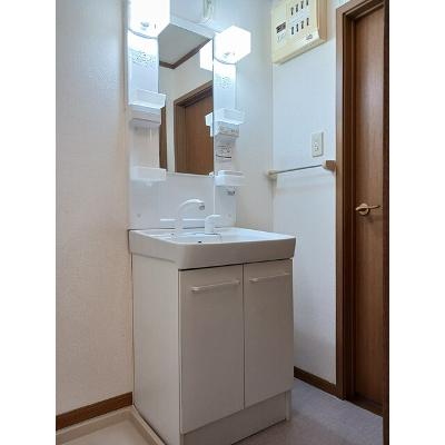 サンシティ臼井 101【管理NO：1-010316201-01010】 ★家具家電は申し込み後に搬入します★の物件画像