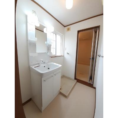 ヴィラ・フォンティーヌ 202【管理NO：1-010097401-02020】 ★家具家電は申し込み後に搬入しますの物件画像