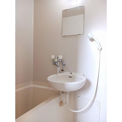 エクセレントＡ 102【管理NO：1-009475301-01020】 ★家具家電は申し込み後に搬入しますの物件画像