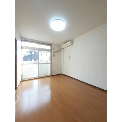 メゾン・フルール 102【管理NO：1-006590701-01020】 ★家具家電は申し込み後に搬入しますの物件画像