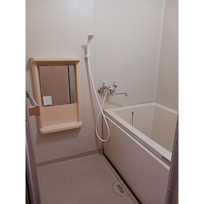 レジデンス藤原 205【管理NO：1-003844501-02040】 ★家具家電は申し込み後に搬入します★の物件画像