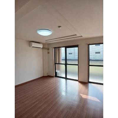 エクレセンス 102【管理NO：1-099330701-01020】 ★家具家電は申し込み後に搬入しますの物件画像