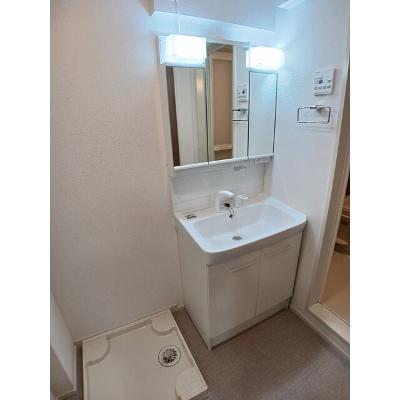 エトワール　ブランシュ 106【管理NO：1-028323601-01050】 ★家具家電は申し込み後に搬入します★の物件画像