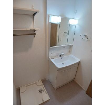 アゴーラ　Ｂ棟 101【管理NO：1-028110902-01010】 ★家具家電は申し込み後に搬入しますの物件画像