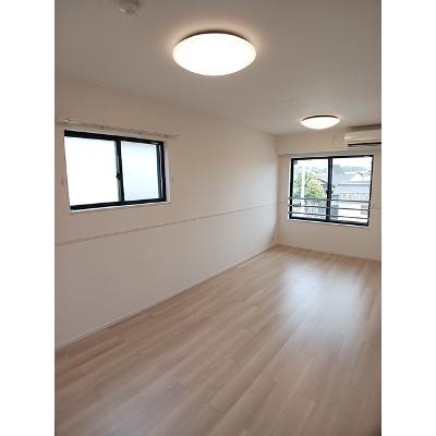 イースト　ドラゴン　Ⅰ 203【管理NO：1-027362401-02030】 ★家具家電は申し込み後に搬入しますの物件画像