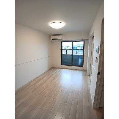 ヴィラ・ボナール 203【管理NO：1-025563801-02030】 ★家具家電は申し込み後に搬入しますの物件画像