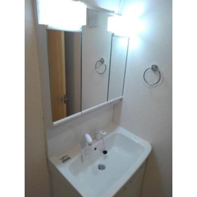 グランディオーソ 101【管理NO：1-023823001-01010】 ★家具家電は申し込み後に搬入しますの物件画像