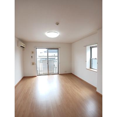 グレイス 105【管理NO：1-014364001-01040】 ★家具家電は申し込み後に搬入します★の物件画像