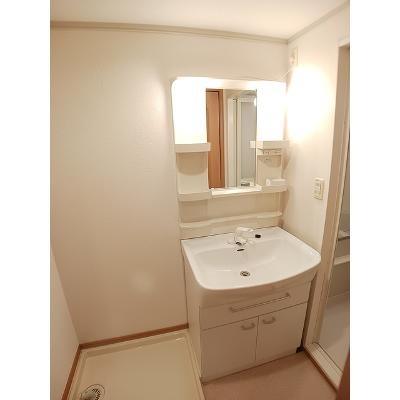 グレイス 105【管理NO：1-014364001-01040】 ★家具家電は申し込み後に搬入します★の物件画像