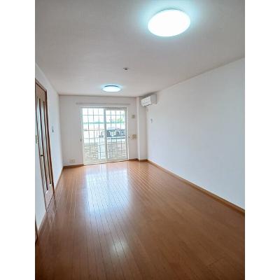 サンセレノ 101【管理NO：1-014313501-01010】 ★家具家電は申し込み後に搬入しますの物件画像