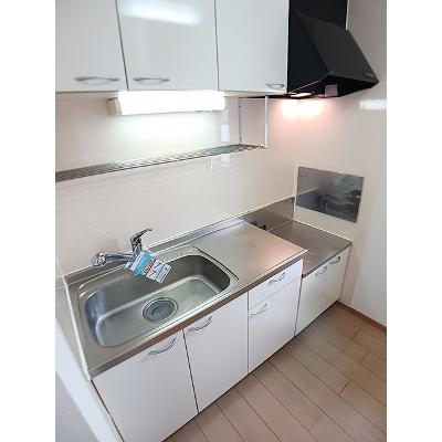 サニー　ウエストＢ 202【管理NO：1-013830102-02020】 ★家具家電は申し込み後に搬入しますの物件画像