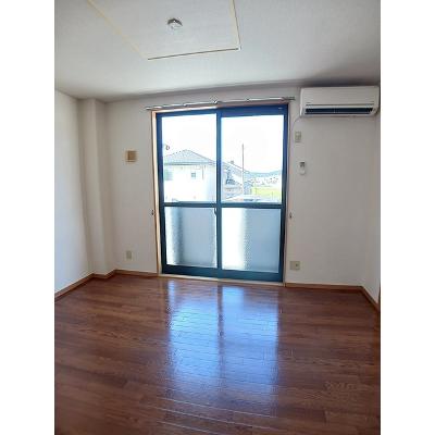 エリアール 203【管理NO：1-011981001-02030】 ★家具家電は申し込み後に搬入します★の物件画像