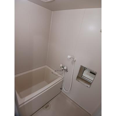 エトワール 105【管理NO：1-007724701-01040】 ★家具家電は申し込み後に搬入します★の物件画像